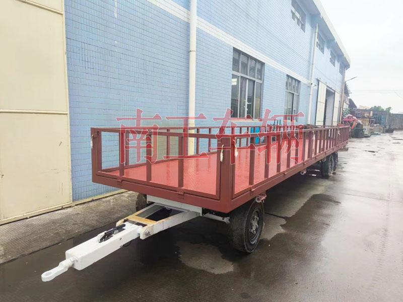 7吨安博体育·ANBO(中国)官方网站牵引工具拖车 带护栏减震刹车功能拖车