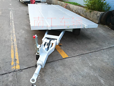 大型船体运输安博体育·ANBO(中国)官方网站3I.jpg