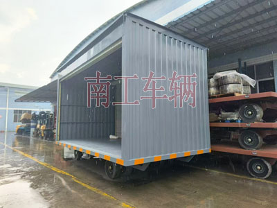 10吨箱式安博体育·ANBO(中国)官方网站两侧带卷帘门1I.jpg